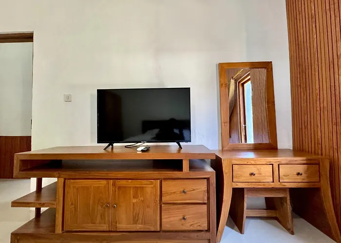 Allena Living At *